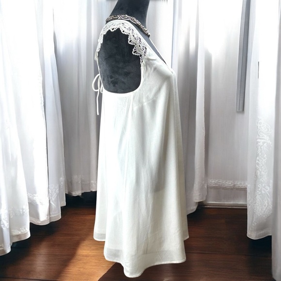 Love riche lace crochet mini Slip dress size S White Laceup Butterfly Whimsical - Picture 3 of 7